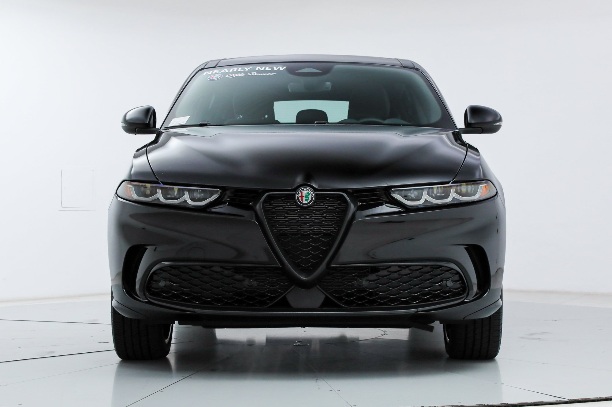 New 2025 Alfa Romeo Tonale AWD/4WD image 8
