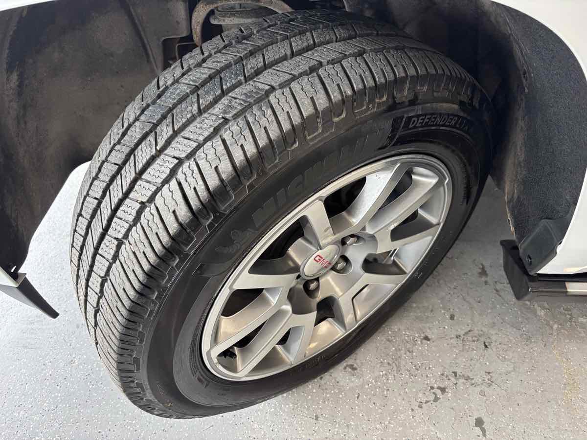 Used 2016 GMC Yukon XL Denali w/ Open Road Package RWD image 32