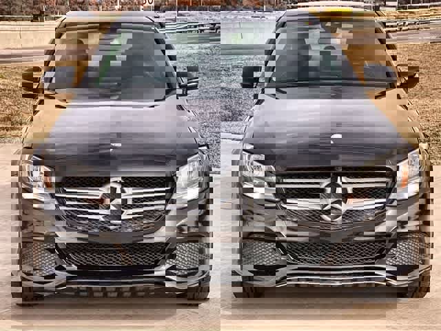 Used 2016 Mercedes-Benz C 300 Sedan image 7