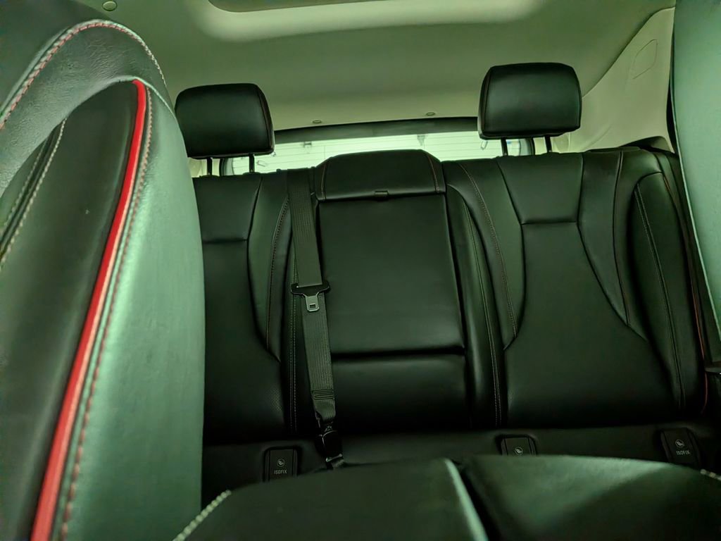 Used 2023 Buick Envision Essence w/ Sport Touring Package image 32