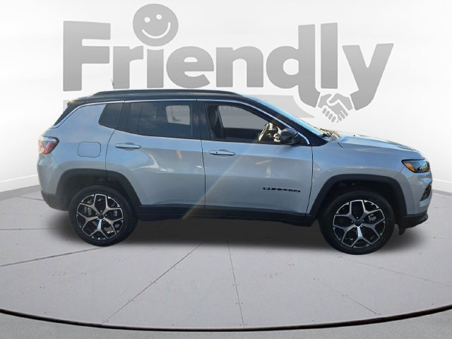 New 2026 Jeep Compass Limited AWD/4WD image 4