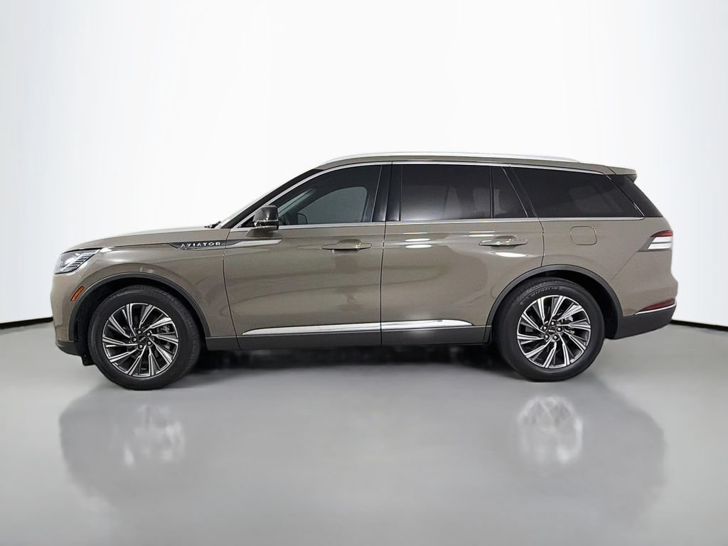 Used 2025 Lincoln Aviator 2WD w/ Equipment Group 101A image 8