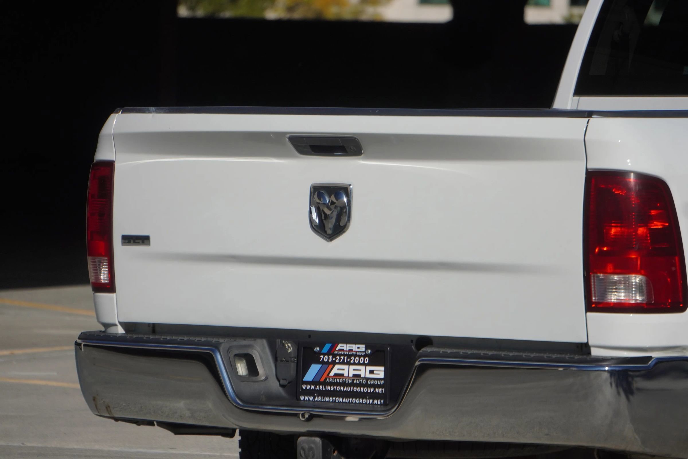 Used 2012 RAM 1500 Classic SLT w/ Luxury Group image 17