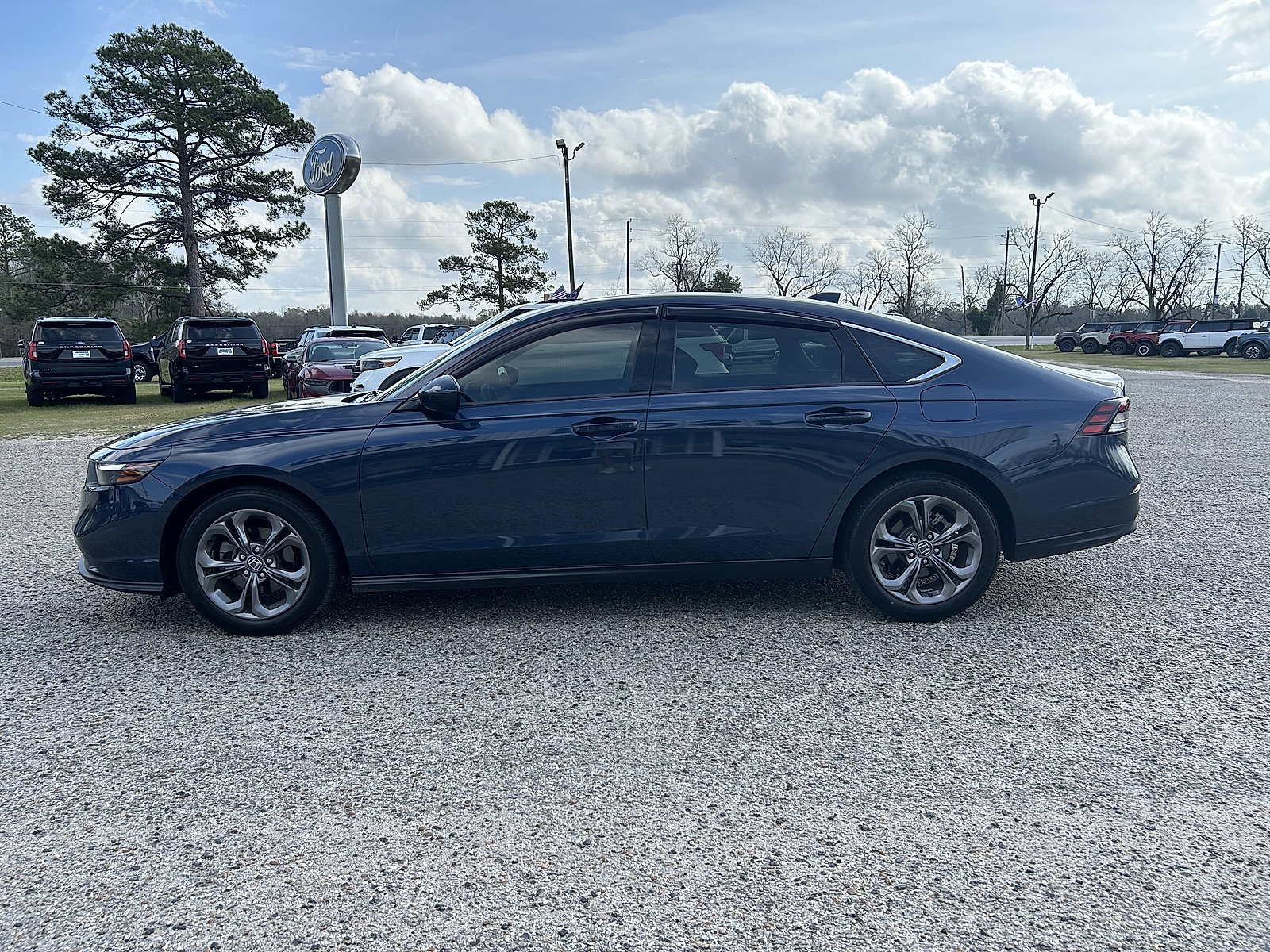 Used 2024 Honda Accord EX image 1