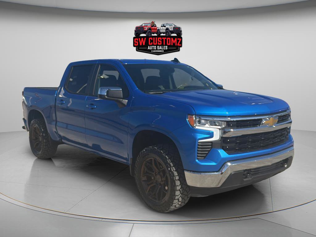 Used 2025 Chevrolet Silverado 1500 LT image 1