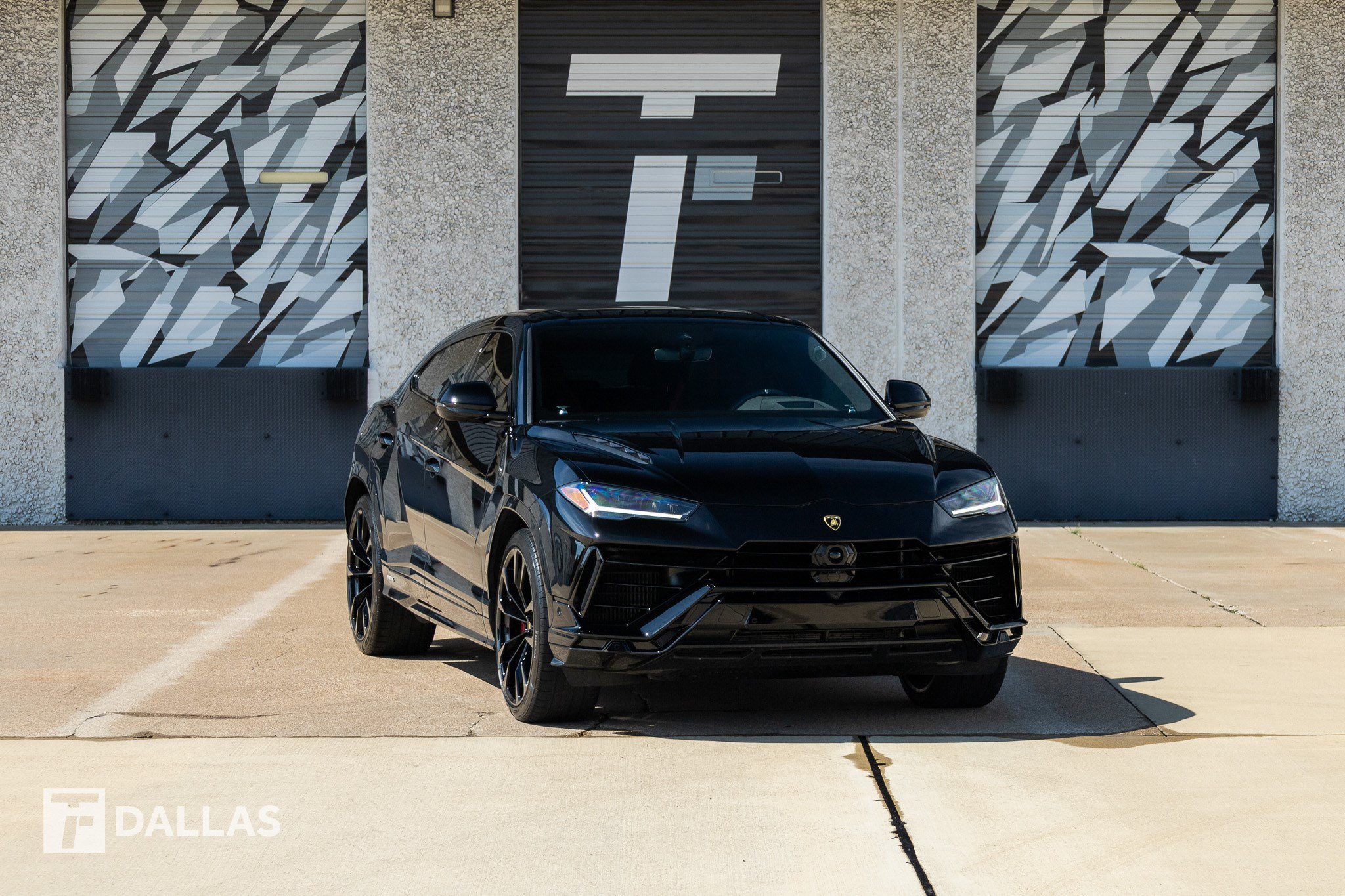 Used 2023 Lamborghini Urus S AWD/4WD video 1