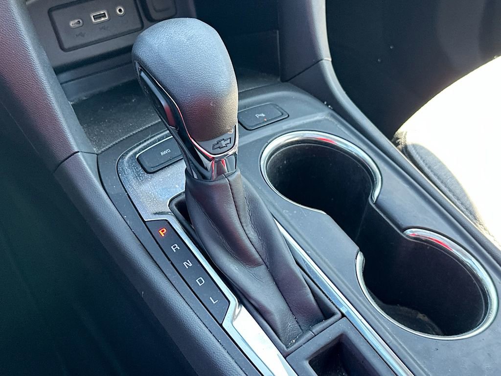 Used 2023 Chevrolet Equinox LT image 22