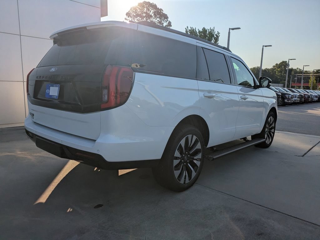 New 2027 Ford Expedition Platinum AWD/4WD image 4