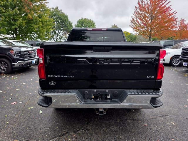 Used 2019 Chevrolet Silverado 1500 LTZ w/ LTZ Premium Package AWD/4WD image 3
