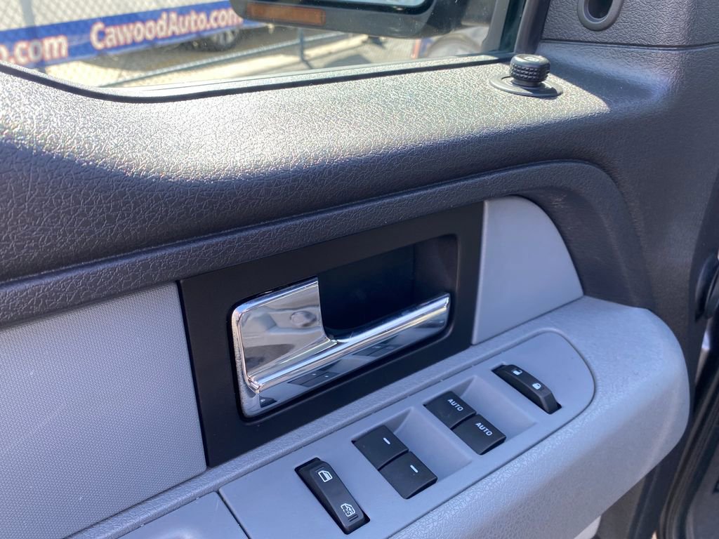 Used 2014 Ford F150 XLT w/ Equipment Group 302A Luxury AWD/4WD image 13