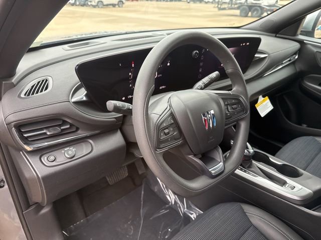 Used 2025 Buick Envista Preferred image 14