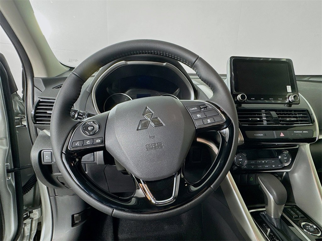 New 2025 Mitsubishi Eclipse Cross SE image 11