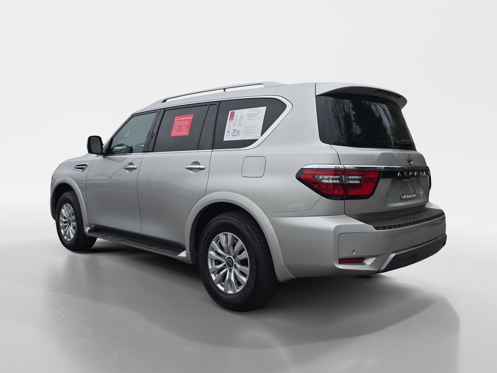 Certified 2024 Nissan Armada SV w/ Cargo Package AWD/4WD image 3