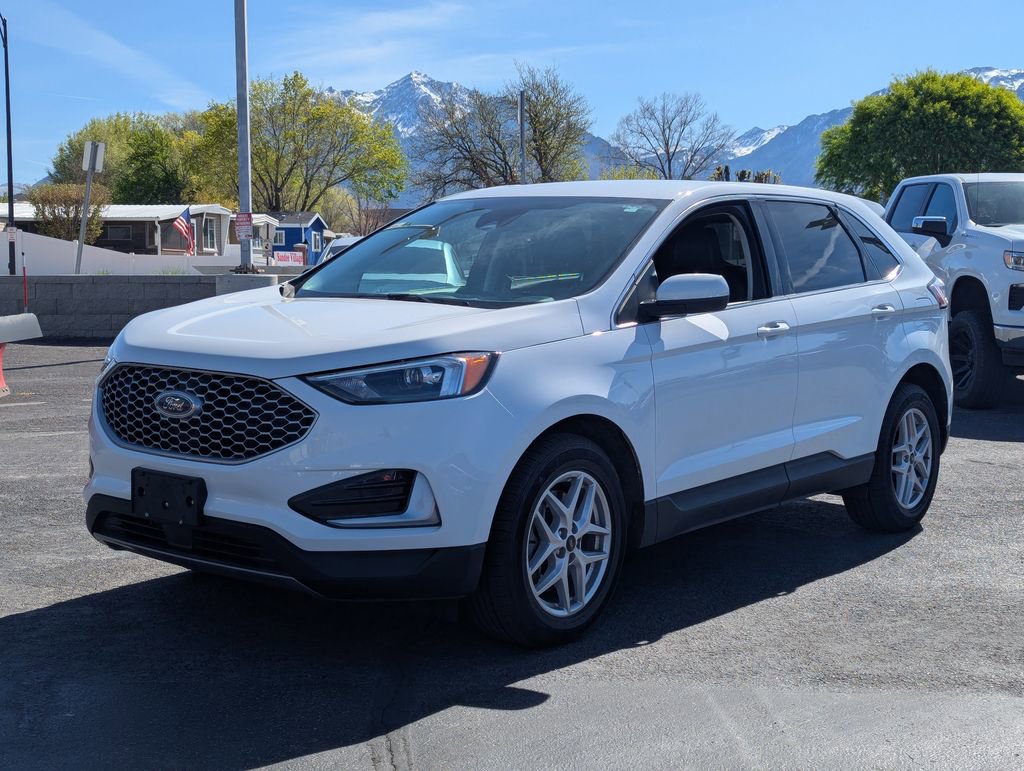 Used 2024 Ford Edge SEL AWD/4WD image 9