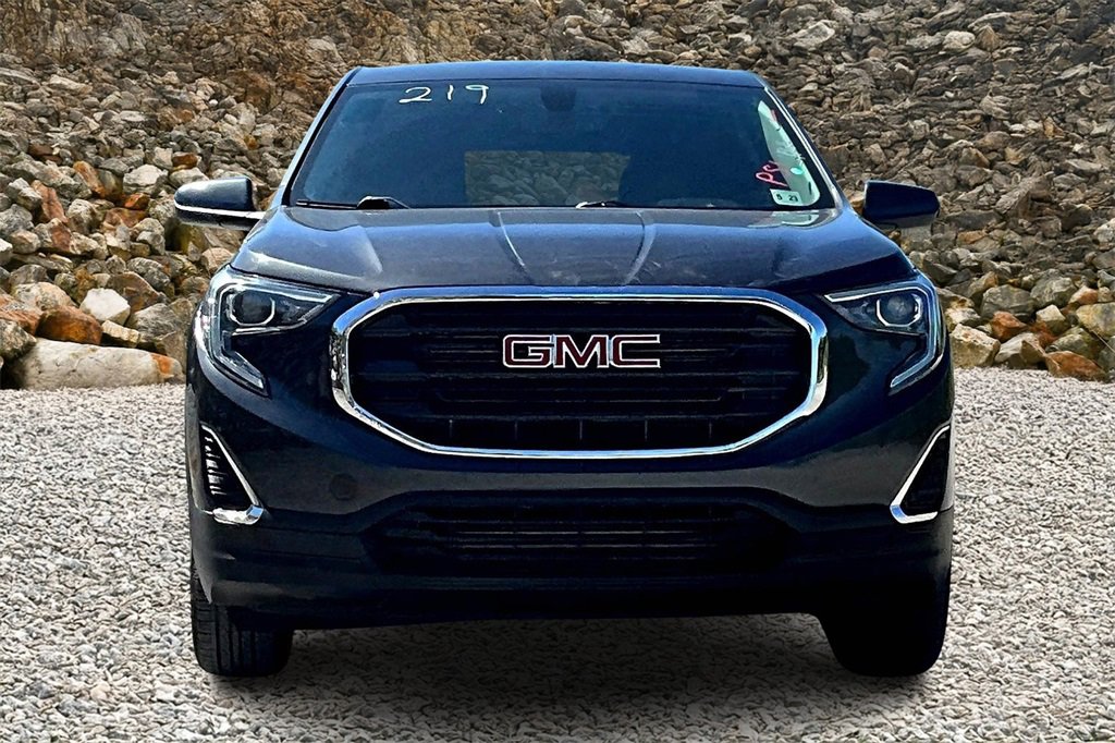 Used 2018 GMC Terrain SLE image 3