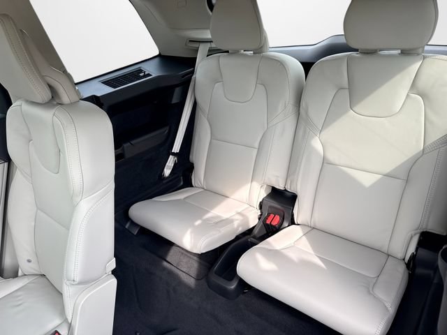 Certified 2024 Volvo XC90 B6 Ultimate w/ Lounge Package AWD/4WD image 30