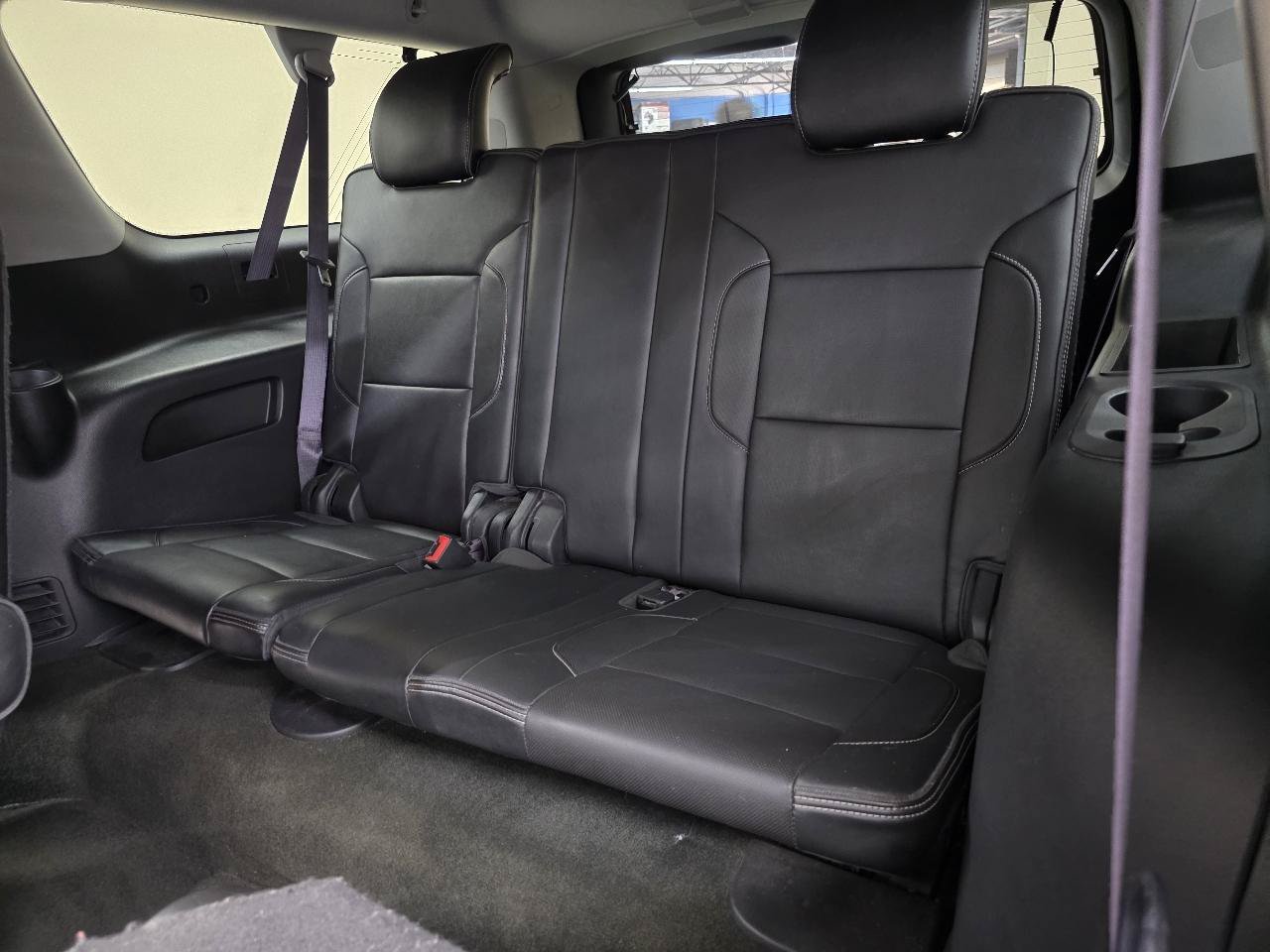 Used 2016 GMC Yukon XL Denali w/ Open Road Package AWD/4WD image 28