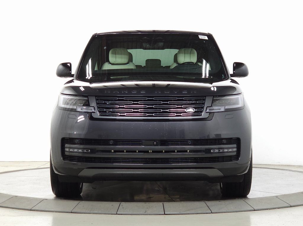 Certified 2025 Land Rover Range Rover SE AWD/4WD image 8