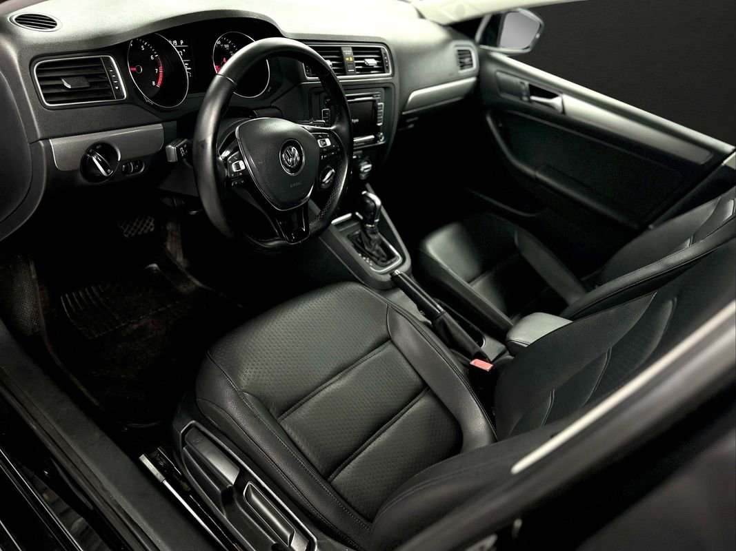 Used 2015 Volkswagen Jetta SE image 17