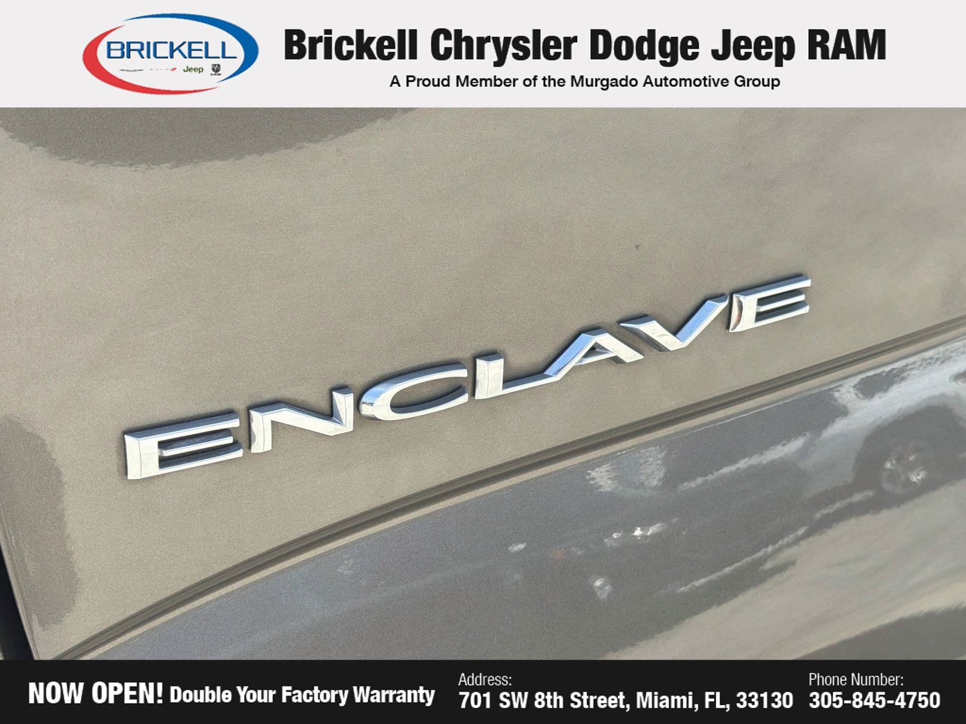 Used 2020 Buick Enclave Essence w/ LPO, Hit The Road Package FWD image 11