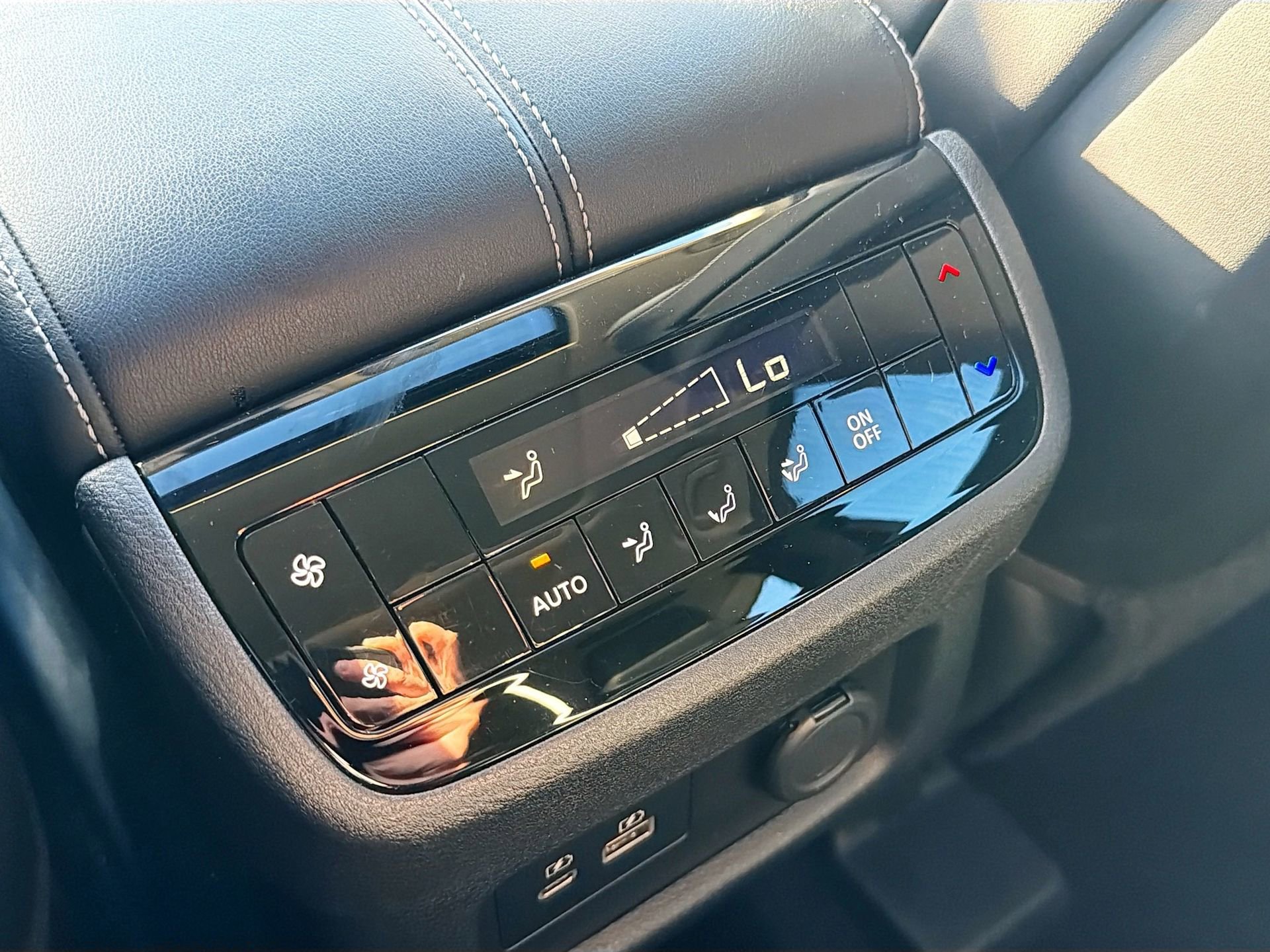 Used 2024 INFINITI QX60 Pure image 21