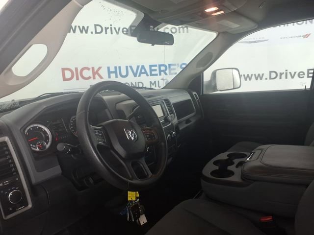 Used 2017 RAM 3500 Tradesman w/ Chrome Appearance Group image 12