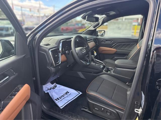 New 2026 GMC Canyon AT4 AWD/4WD image 11