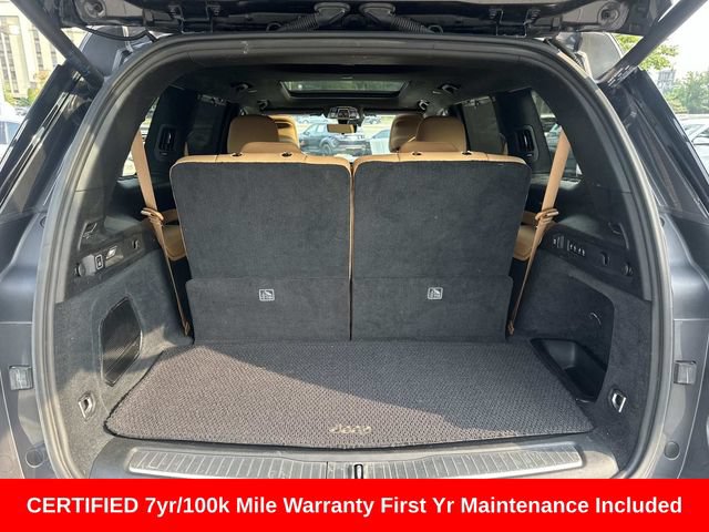 Used 2023 Jeep Grand Cherokee L Summit AWD/4WD image 18