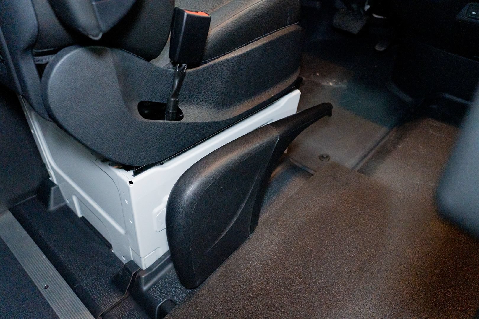 Used 2019 Mercedes-Benz Sprinter 2500 image 47