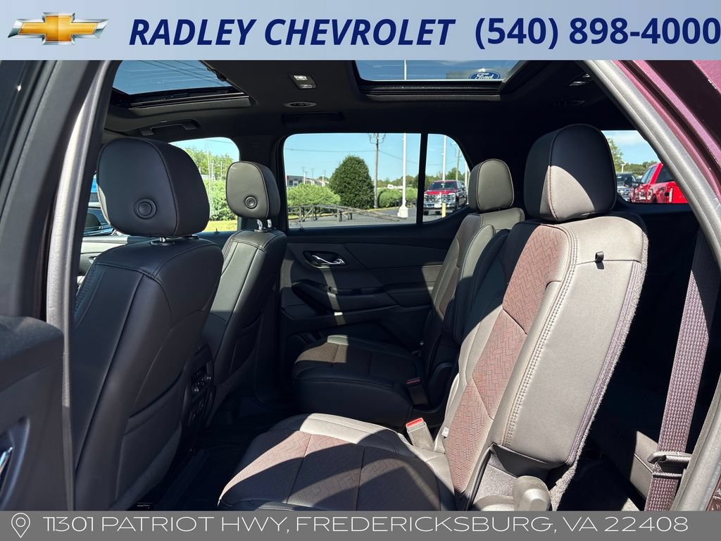 Used 2023 Chevrolet Traverse High Country w/ LPO, Cargo Package AWD/4WD image 12