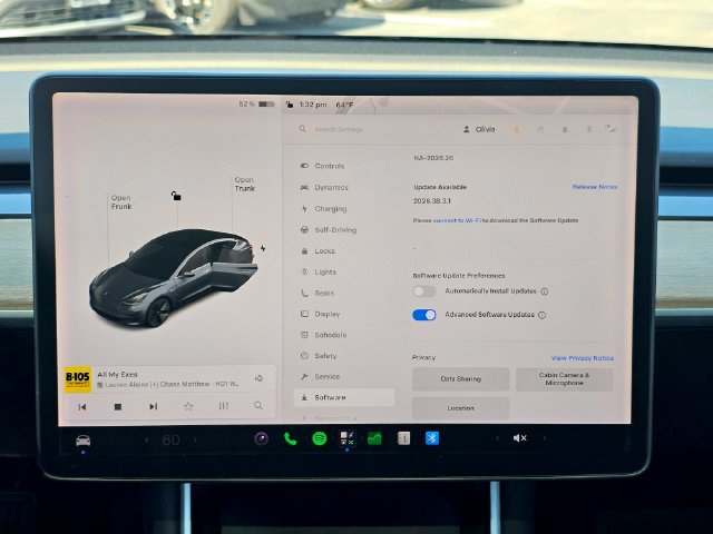 Used 2018 Tesla Model 3 Long Range RWD image 38