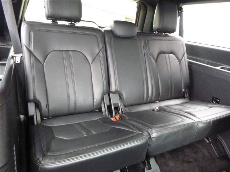 Used 2018 Ford Expedition Max Limited w/ Equipment Group 302A AWD/4WD image 10