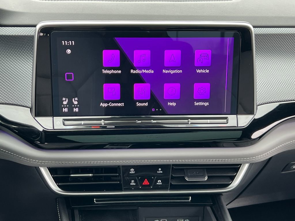 Certified 2024 Volkswagen Atlas Cross Sport SEL R-Line image 22