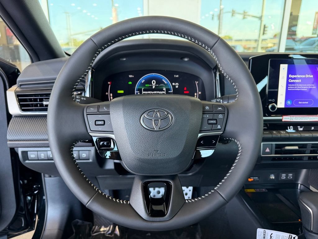 Used 2026 Toyota Camry SE FWD image 24