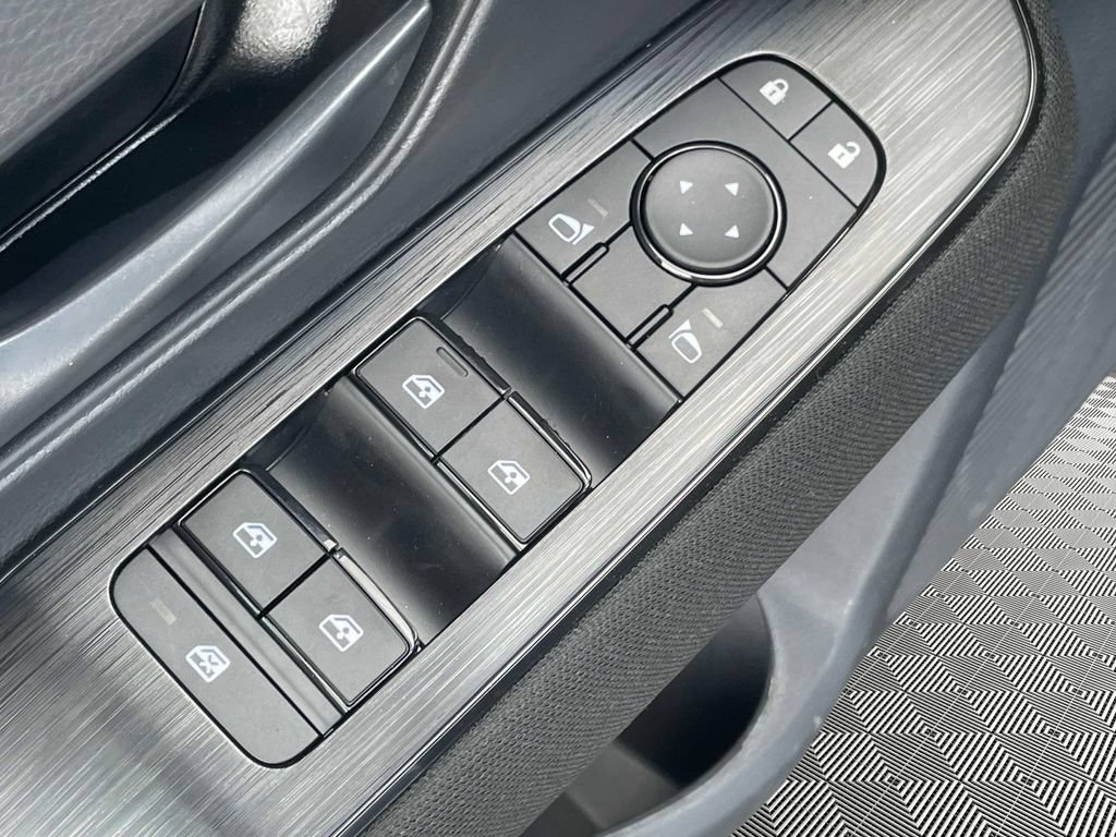 New 2026 Nissan Kicks S FWD image 17