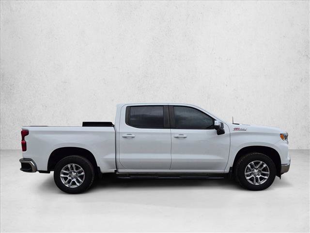 Used 2023 Chevrolet Silverado 1500 LT w/ Z71 Off-Road Package AWD/4WD image 4
