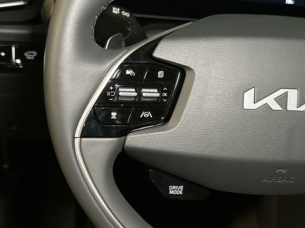 New 2026 Kia Niro Wind image 24