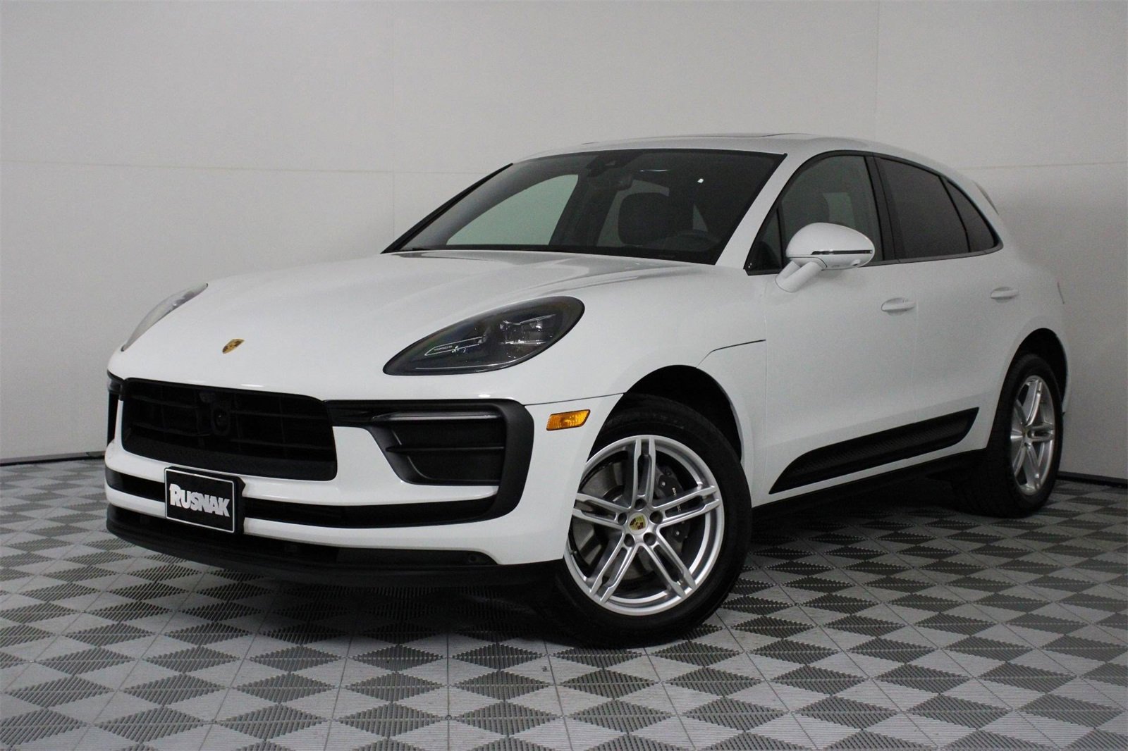 Certified 2025 Porsche Macan