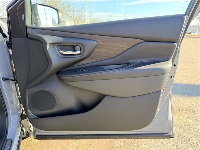 Used 2023 Nissan Murano Platinum image 10