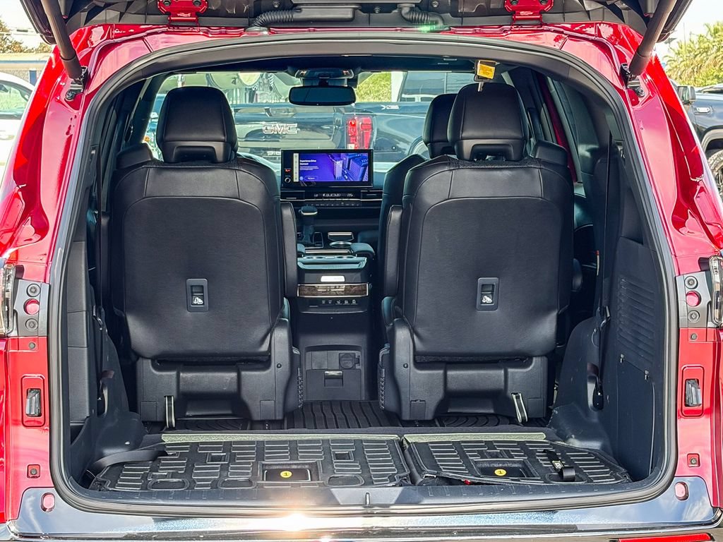 Used 2025 Toyota Sienna Platinum AWD/4WD image 54