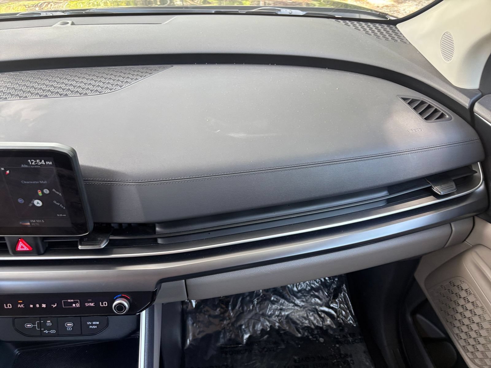 Used 2026 Kia Carnival FWD image 37