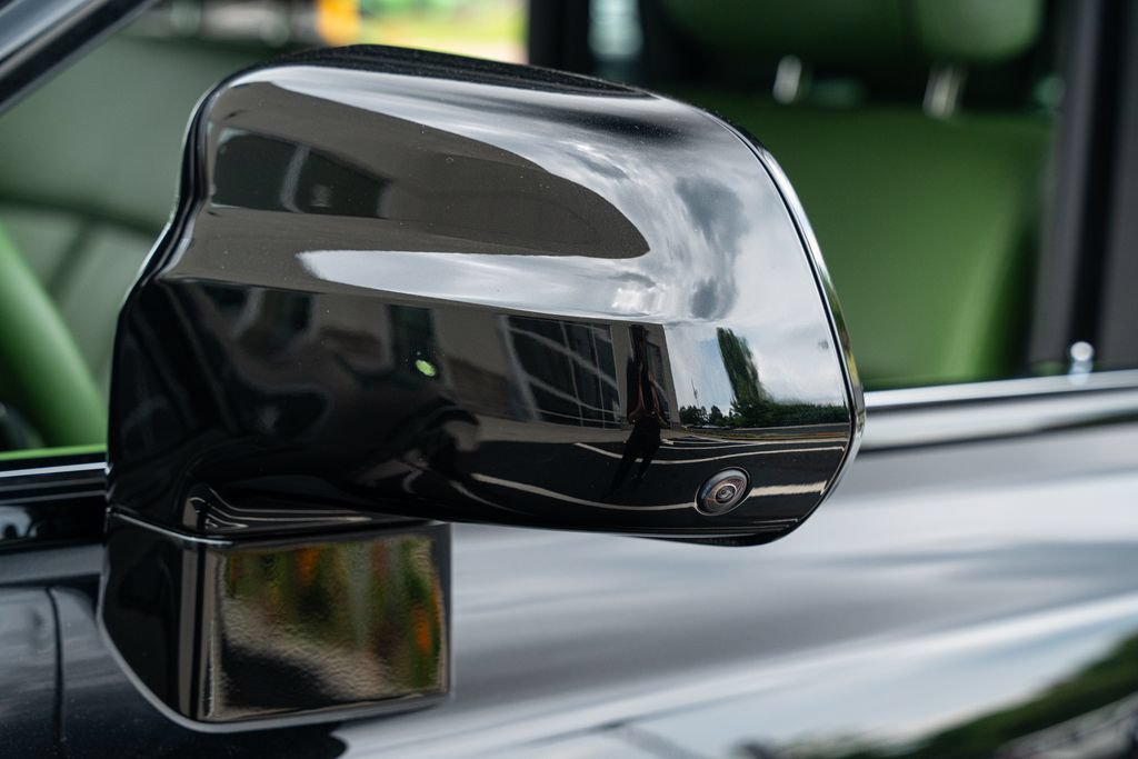 Used 2023 Rolls-Royce Phantom Sedan w/ The Phantom Package RWD image 27