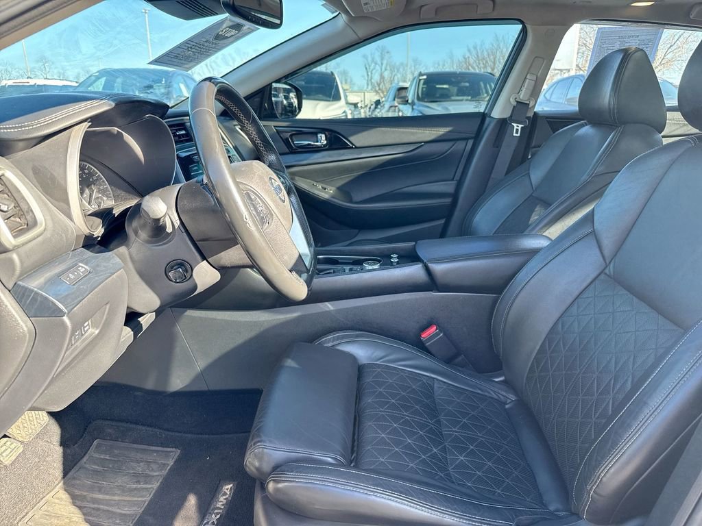 Used 2020 Nissan Maxima Platinum image 21