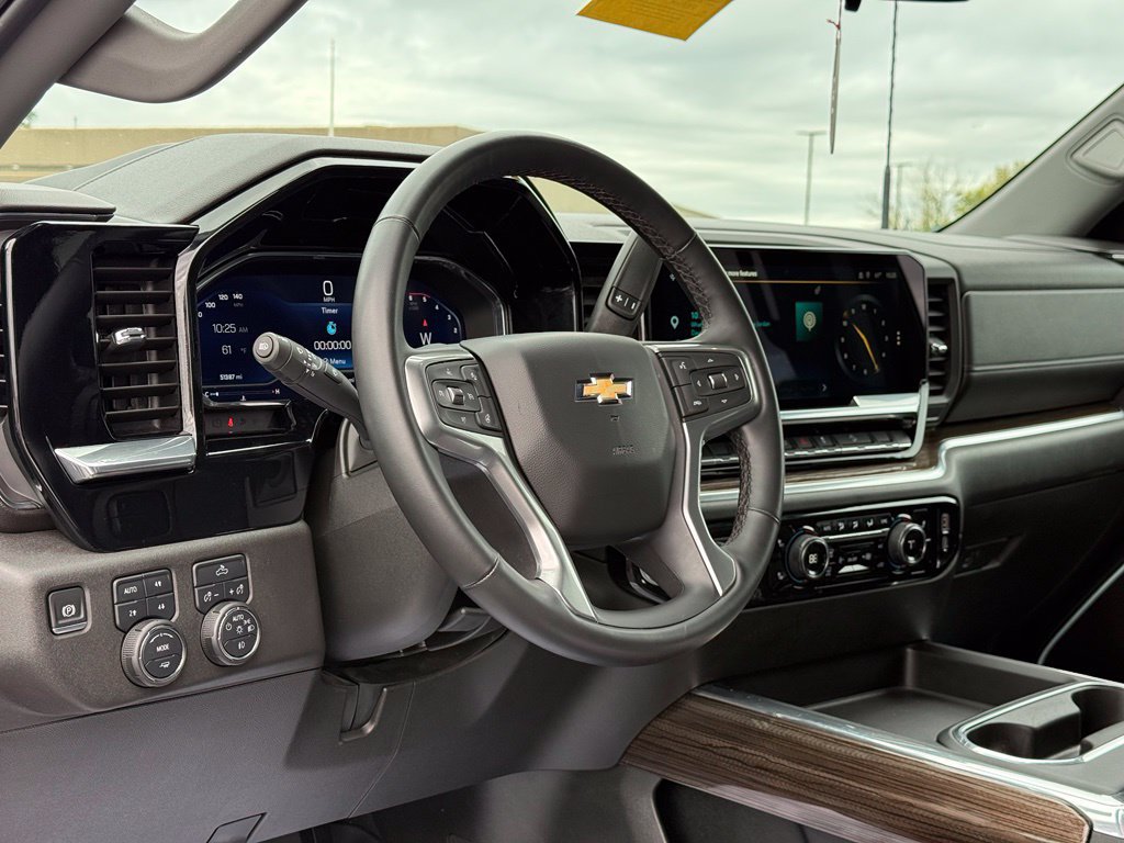 Used 2024 Chevrolet Silverado 3500 LT w/ Convenience Package AWD/4WD image 28