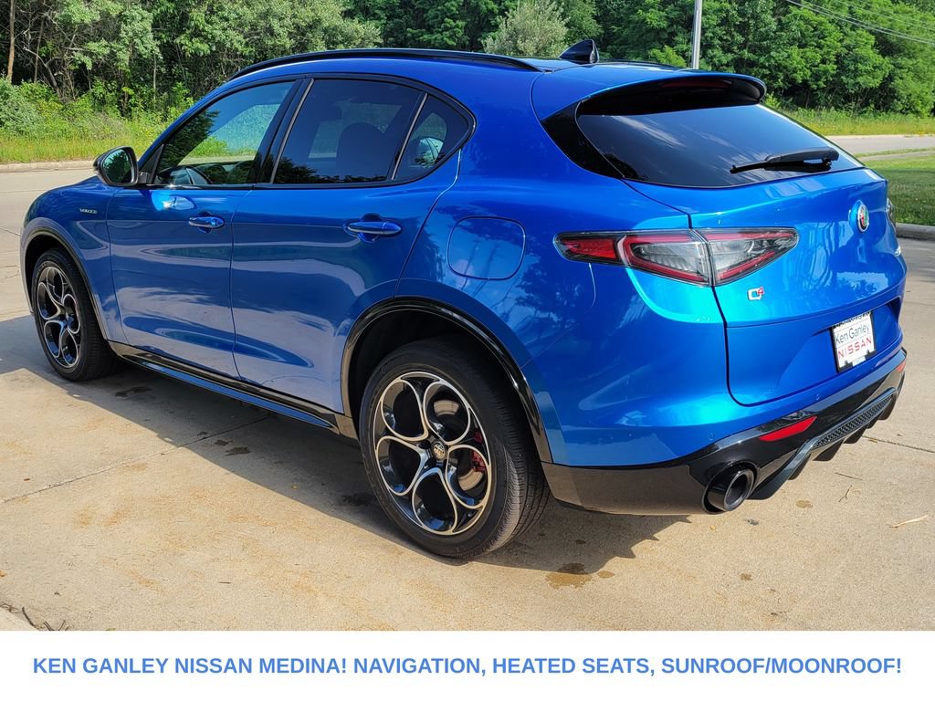 Used 2024 Alfa Romeo Stelvio Veloce AWD/4WD image 5