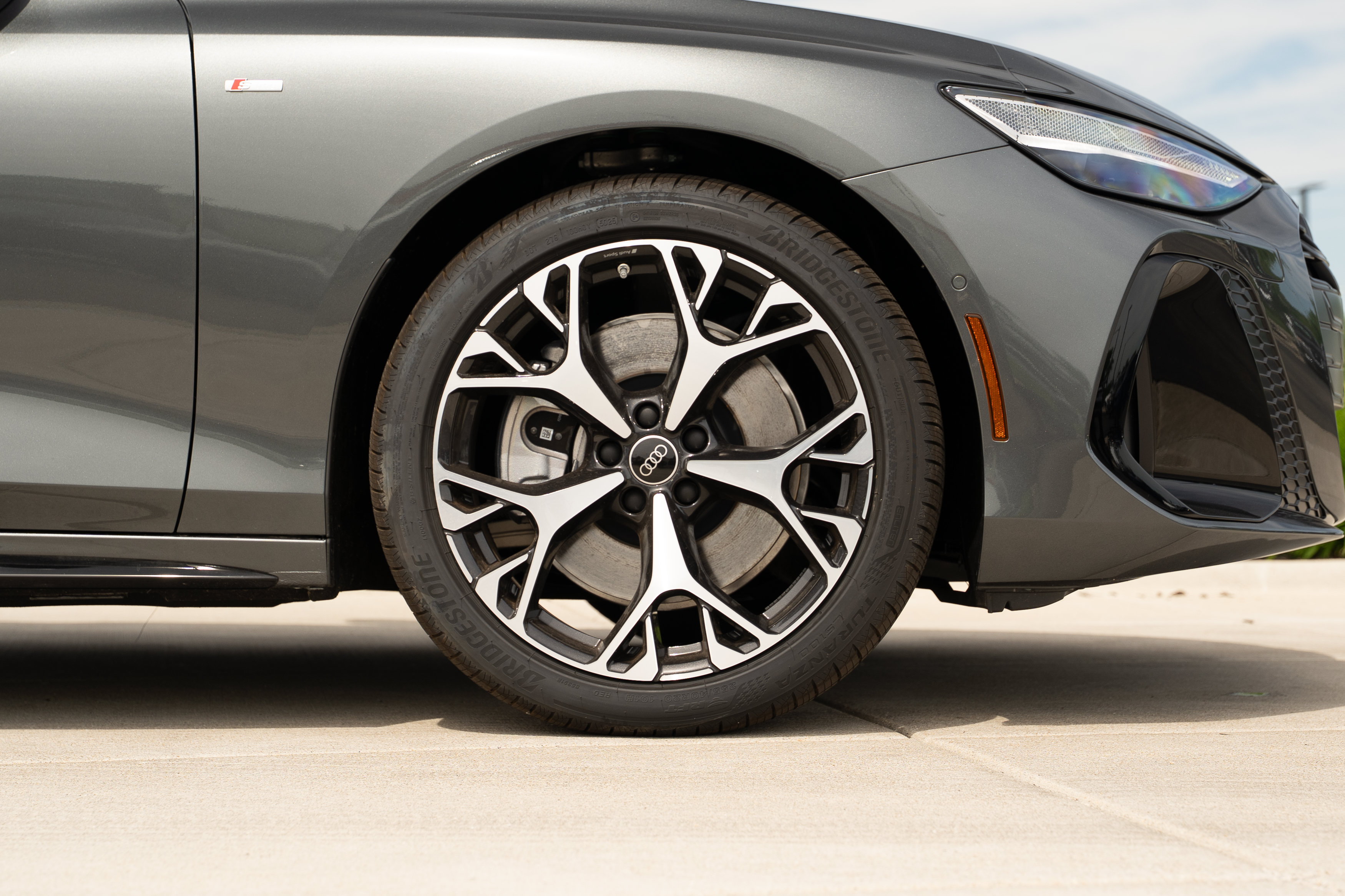 New 2026 Audi A6 Premium Plus AWD/4WD image 32