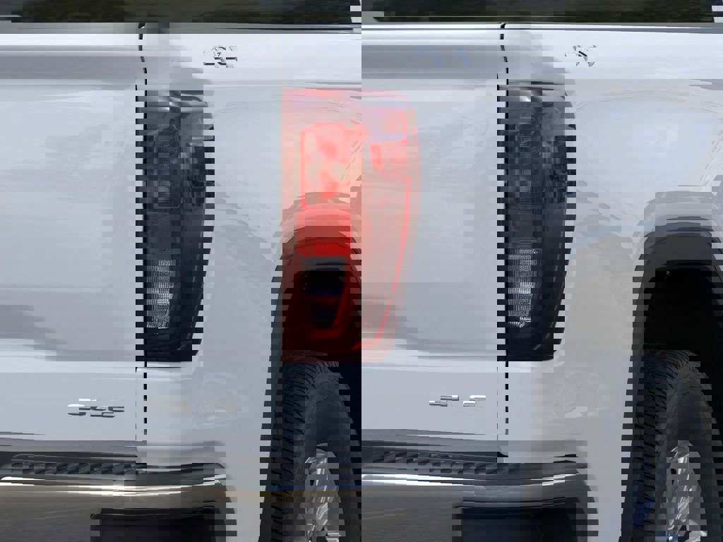 New 2026 GMC Sierra 1500 SLE image 11