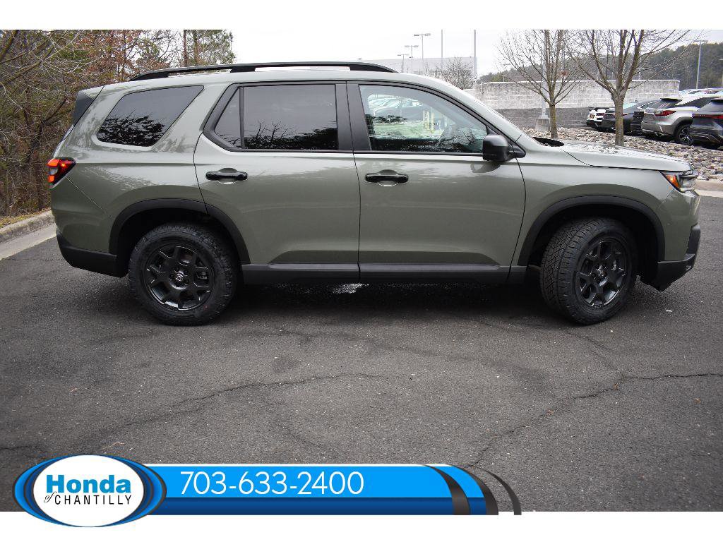 New 2026 Honda Pilot TrailSport image 8