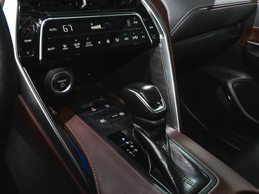 Used 2023 Toyota Venza Limited AWD/4WD image 40