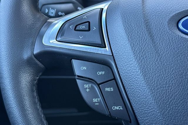 Used 2024 Ford Edge SEL image 37